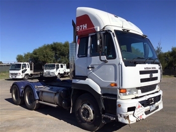 2007 Nissan UD CW445 6x4 Prime Mover