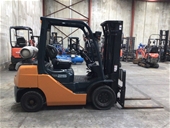 Counterbalance Forklifts & Ride On Reach Forklifts